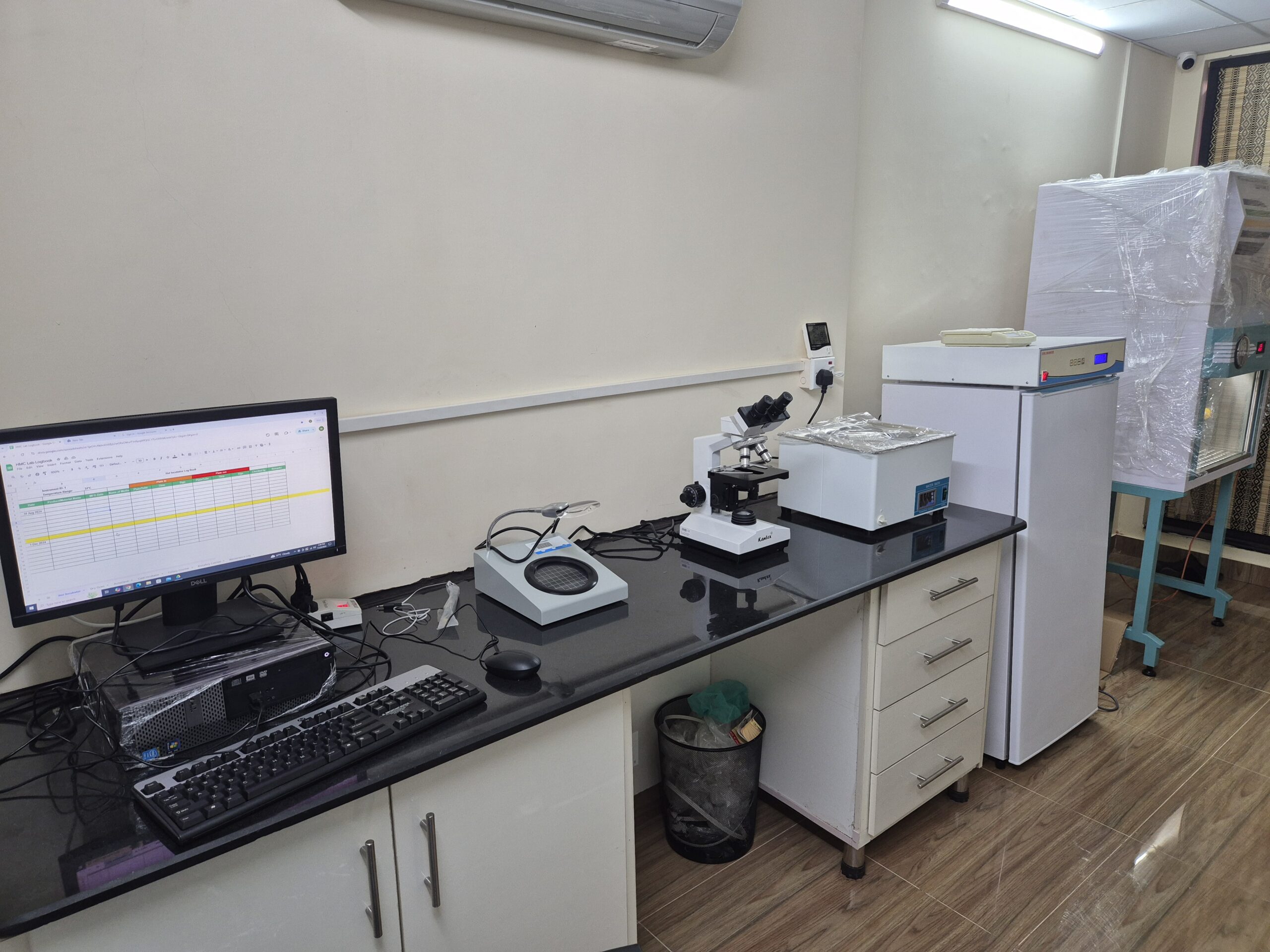 Homemade Cuisine Microbiological Laboratory