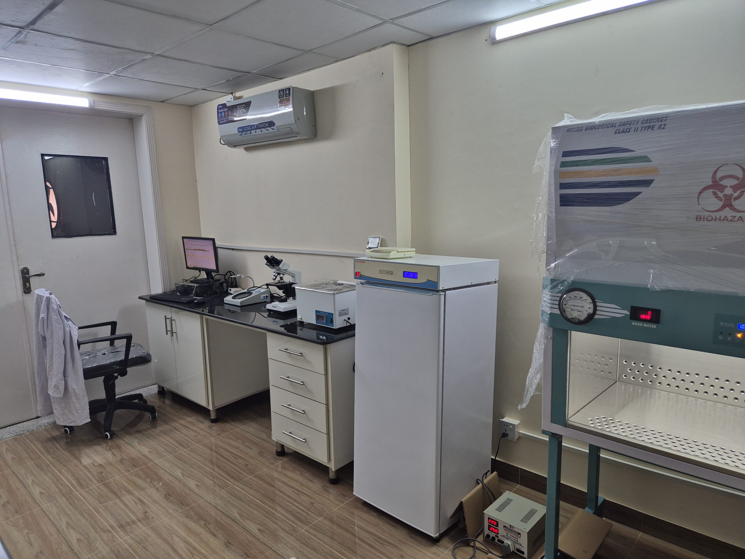 Homemade Cuisine Microbiological Laboratory